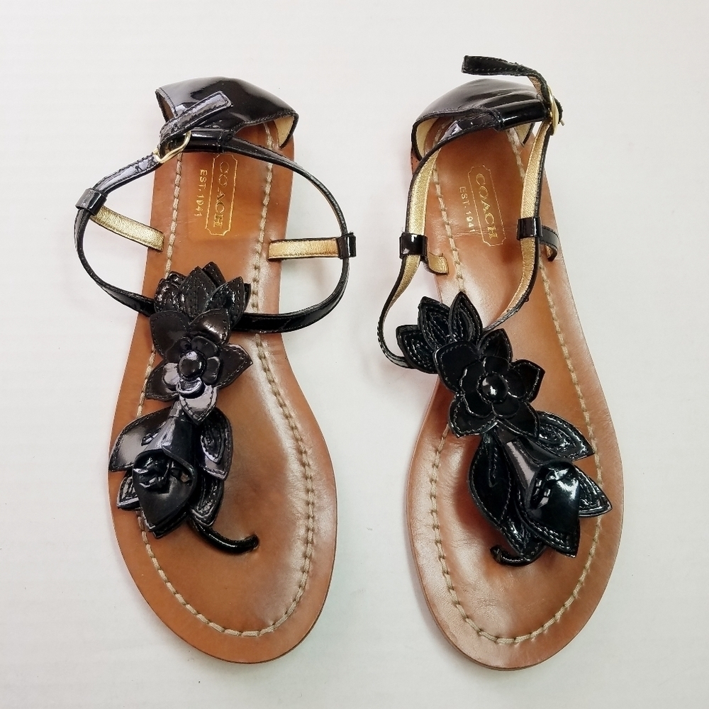 🌸 Coach | Patent Leather Flower Thong Sandals 7, Black